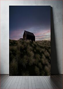 Πίνακας, House at Dusk in the Grasslands Σπίτι στο σούρουπο στα λιβάδια