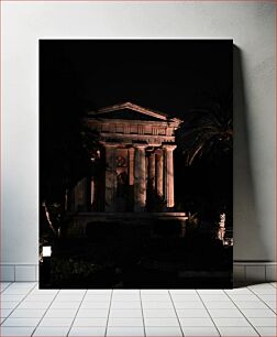 Πίνακας, Illuminated Ancient Building at Night Φωτισμένο αρχαίο κτίριο τη νύχτα