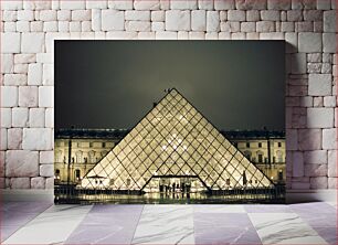 Πίνακας, Illuminated Louvre Pyramid at Night Φωτισμένη πυραμίδα του Λούβρου τη νύχτα