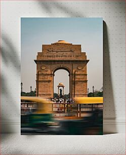 Πίνακας, India Gate with Busy Street Πύλη της Ινδίας με την πολυσύχναστη οδό