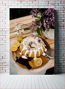 Πίνακας, Lemon Bundt Cake with Decorative Flowers Τούρτα Lemon Bundt με διακοσμητικά λουλούδια