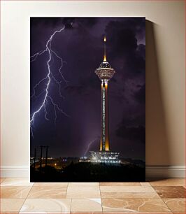 Πίνακας, Lightning Strikes Near Tall Tower at Night Κεραυνός χτυπά κοντά στον ψηλό πύργο τη νύχτα