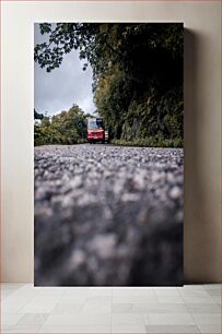 Πίνακας, Lonely Bus on an Empty Road Μοναχικό λεωφορείο σε έναν άδειο δρόμο