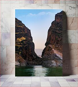 Πίνακας, Majestic Canyon and Serene River Majestic Canyon και Serene River