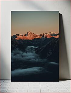 Πίνακας, Majestic Mountain Scenery at Sunset Μαγευτικό ορεινό τοπίο στο ηλιοβασίλεμα