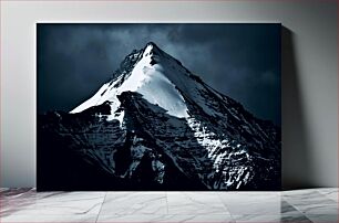 Πίνακας, Majestic Snow-Covered Mountain Μεγαλοπρεπές Χιονισμένο Βουνό