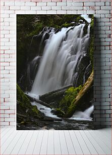 Πίνακας, Majestic Waterfall in the Forest Μεγαλοπρεπής Καταρράκτης στο Δάσος
