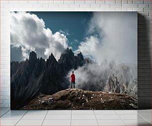 Πίνακας, Man in Red Jacket Overlooking Mountains Άνδρας με κόκκινο σακάκι με θέα στα βουνά