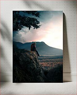 Πίνακας, Man on Mountain Cliff at Sunset Άνθρωπος στο βουνό στο ηλιοβασίλεμα