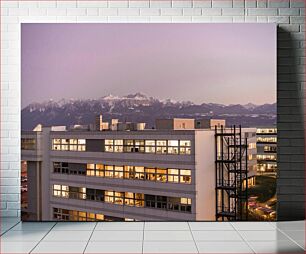 Πίνακας, Modern Building with Mountain View Μοντέρνο κτίριο με θέα στο βουνό