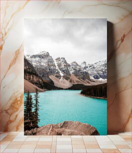 Πίνακας, Mountain Lake with Turquoise Water Ορεινή Λίμνη με Τιρκουάζ Νερά