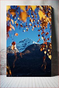 Πίνακας, Mountain Scenery Through Autumn Leaves Ορεινό τοπίο μέσα από φθινοπωρινά φύλλα