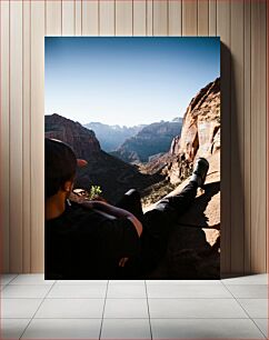 Πίνακας, Mountain View with Person Θέα στο Βουνό με Πρόσωπο