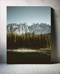 Πίνακας, Mountain View with Pine Trees and Lake Θέα στο βουνό με πεύκα και λίμνη