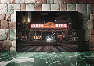Πίνακας, Night Cityscape with Kirin Beer Sign Αστικό τοπίο νύχτας με το σύμβολο μπύρας Kirin