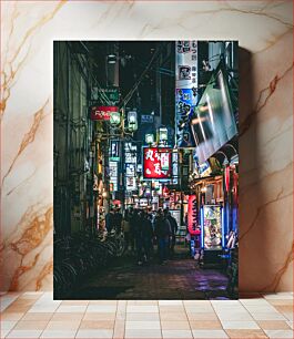 Πίνακας, Night Scene in Vibrant City Alley Νυχτερινή σκηνή στο ζωντανό σοκάκι της πόλης