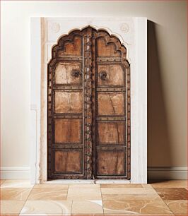 Πίνακας, Old Wooden Door with Decorative Arch Παλιά Ξύλινη Πόρτα με Διακοσμητική Αψίδα