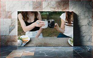 Πίνακας, Outdoor Toast with Friends Υπαίθριο τοστ με φίλους