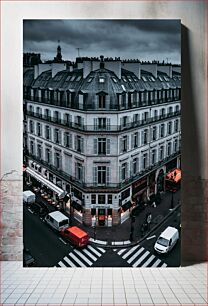 Πίνακας, Parisian Corner Building in the Evening Παρισινό γωνιακό κτίριο το βράδυ