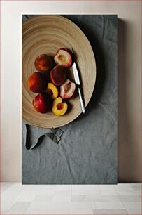 Πίνακας, Peaches on Wooden Plate Ροδάκινα σε ξύλινο πιάτο