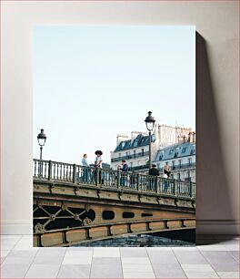 Πίνακας, People on a Bridge in the City Άνθρωποι σε μια γέφυρα στην πόλη