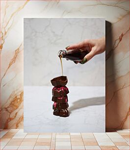 Πίνακας, Pouring Syrup Over Chocolate Stack Ρίχνοντας σιρόπι πάνω από τη στοίβα σοκολάτας