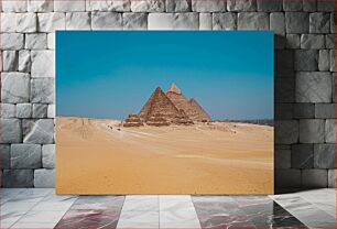 Πίνακας, Pyramids in the Desert Πυραμίδες στην Έρημο