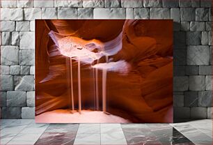 Πίνακας, Sandfall in Antelope Canyon Αμμοπτώσεις στο φαράγγι της Αντιλόπης