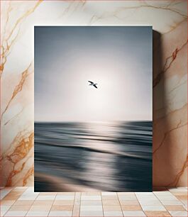 Πίνακας, Seagull Over a Blurred Ocean Γλάρος πάνω από έναν θολό ωκεανό