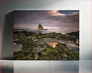 Πίνακας, Seaside Rock Formation at Dusk Παραθαλάσσιος σχηματισμός βράχου στο σούρουπο