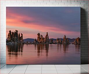Πίνακας, Serene Sunset Over Rock Formations Γαλήνιο ηλιοβασίλεμα πάνω από βράχους