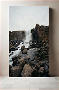 Πίνακας, Serene Waterfall amidst Rocky Terrain Γαλήνιος καταρράκτης ανάμεσα σε Βραχώδη Έδαφος