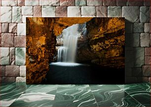 Πίνακας, Serene Waterfall in Cave Γαλήνιος Καταρράκτης στο Σπήλαιο