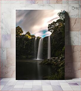 Πίνακας, Serene Waterfall Γαλήνιος καταρράκτης