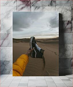 Πίνακας, Shoe in the Desert Παπούτσια στην έρημο