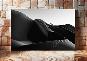Πίνακας, Silhouetted Journey in Desert Dunes Σιλουέτα Ταξίδι στους Αμμόλοφους της Ερήμου
