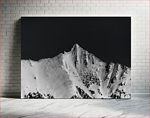 Πίνακας, Snow-Capped Mountain in Monochrome Χιονισμένο Βουνό σε Μονόχρωμο