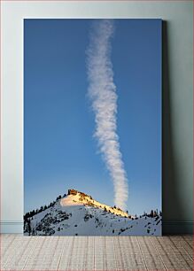 Πίνακας, Snow-Capped Mountain with Cloud Trail Χιονισμένο βουνό με μονοπάτι σύννεφων