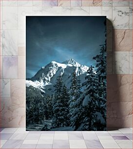 Πίνακας, Snow-Covered Mountain with Pine Trees Χιονισμένο βουνό με πεύκα