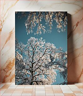 Πίνακας, Snow-covered Trees Against a Blue Sky Χιονισμένα δέντρα ενάντια σε έναν γαλάζιο ουρανό