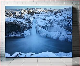 Πίνακας, Snow-covered Waterfall Χιονισμένος καταρράκτης