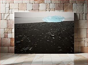 Πίνακας, Solitary Iceberg on Rocky Shore Μοναχικό παγόβουνο στη βραχώδη ακτή