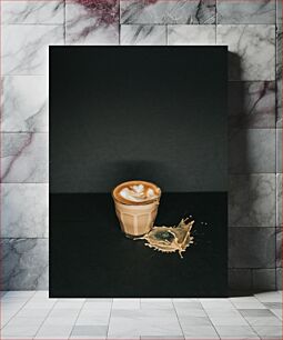 Πίνακας, Spilled Latte Art Χυμένο Latte Art