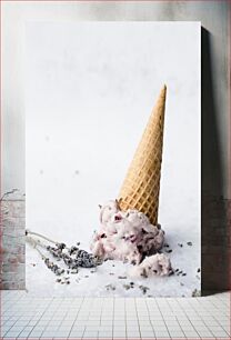 Πίνακας, Spilled Lavender Ice Cream Cone Χυμένο χωνάκι παγωτού λεβάντας