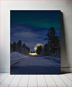 Πίνακας, Starry Night with Satellite Dish in Snowy Forest Έναστρη νύχτα με δορυφορικό πιάτο στο Snowy Forest