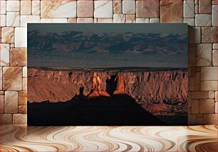 Πίνακας, Sunlit Rock Formations at Dusk Ηλιοφωτισμένοι βράχοι στο σούρουπο
