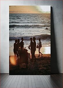 Πίνακας, Sunset at the Beach with Friends Ηλιοβασίλεμα στην παραλία με φίλους