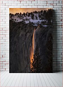 Πίνακας, Sunset Illuminated Waterfall Ηλιοβασίλεμα Φωτισμένος Καταρράκτης