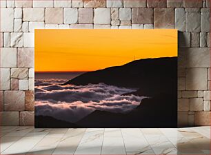 Πίνακας, Sunset Over Foggy Mountains Ηλιοβασίλεμα πάνω από ομιχλώδη βουνά