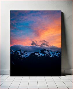Πίνακας, Sunset Over Snow-Capped Mountains Ηλιοβασίλεμα πέρα ​​από τα χιονισμένα βουνά